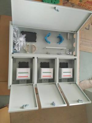 48芯三網(wǎng)合一光纖分線箱 高效整合與智能配電的關鍵設備